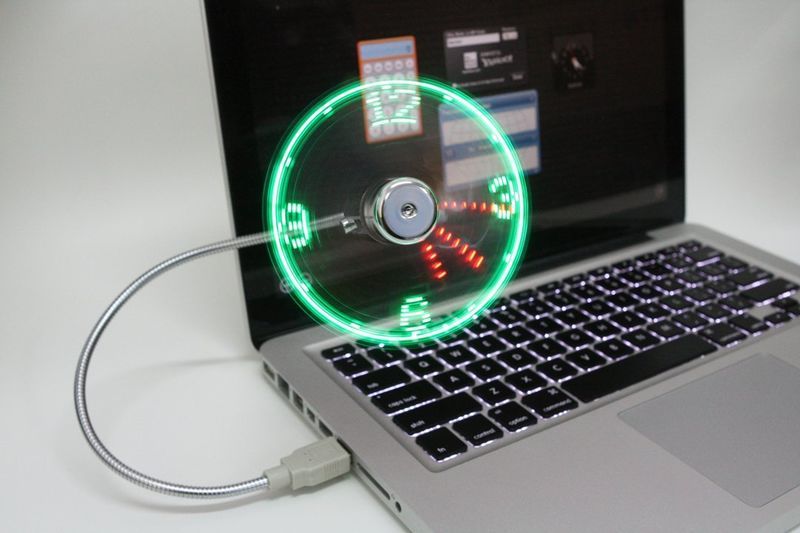 Illusionary USB Clocks