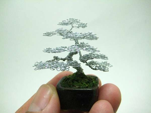 Miniscule Wire Bonsai Replicas